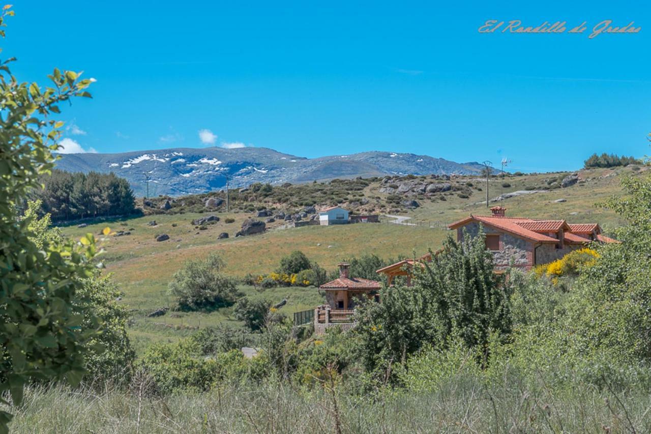 El Rondillo De Gredos Guest House Hoyos del Collado Bagian luar foto